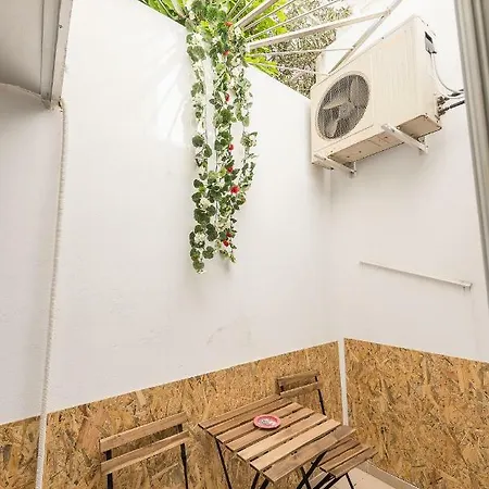 Just Under Acropolis Apartment Athens