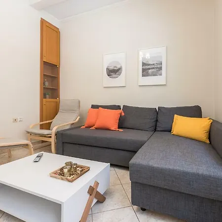 Apartment Just Under Acropolis Athens