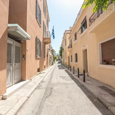 Just Under Acropolis Appartement